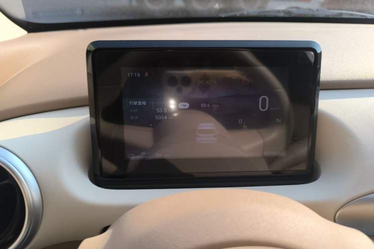 Used Wuling Hongguang MINIEV 2025 Four-Door Version Advanced Edition Instrument Cluster