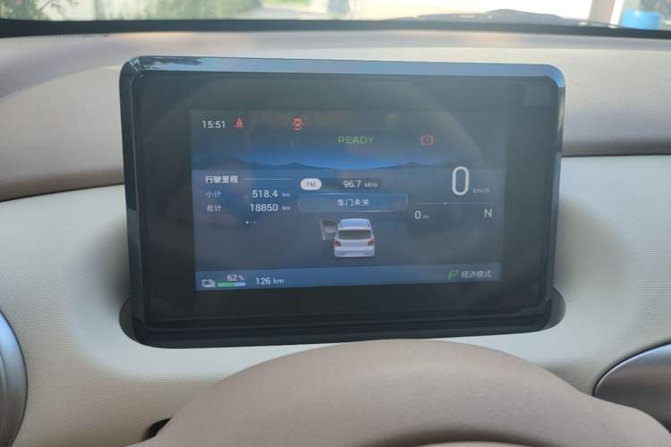 Used Wuling Hongguang MINIEV 2025 Four-Door Version Advanced Edition Instrument Cluster