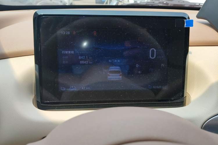 Used Wuling Hongguang MINIEV 2025 Four-Door Version Advanced Edition Instrument Cluster