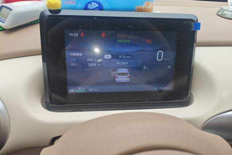 Used Wuling Hongguang MINIEV 2025 Four-Door Version Advanced Edition Instrument Cluster