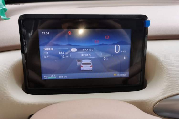 Used Wuling Hongguang MINIEV 2025 Four-Door Version Advanced Edition Instrument Cluster