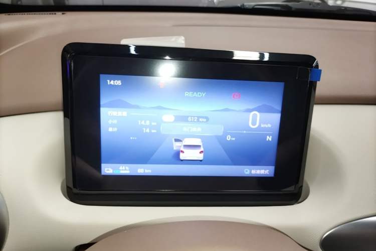 Used Wuling Hongguang MINIEV 2025 Four-Door Version Advanced Edition Instrument Cluster