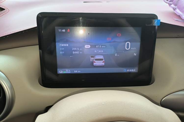 Used Wuling Hongguang MINIEV 2025 Four-Door Version Advanced Edition Instrument Cluster