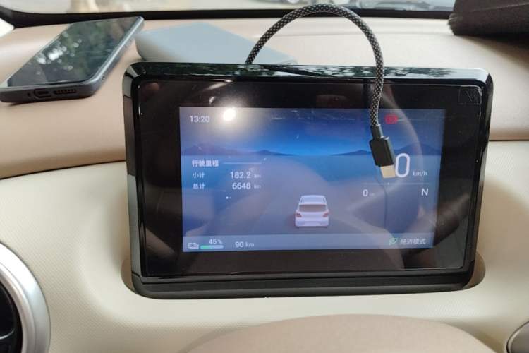 Used Wuling Hongguang MINIEV 2025 Four-Door Version Zhenxiang+ Edition Instrument Cluster