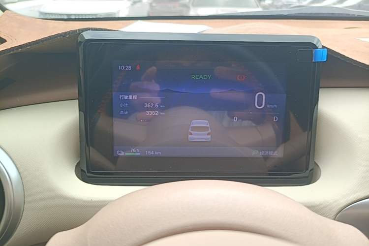 Used Wuling Hongguang MINIEV 2025 Four-Door Version Advanced Edition Instrument Cluster