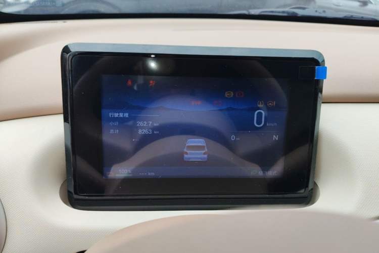 Used Wuling Hongguang MINIEV 2025 Four-Door Version Advanced Edition Instrument Cluster