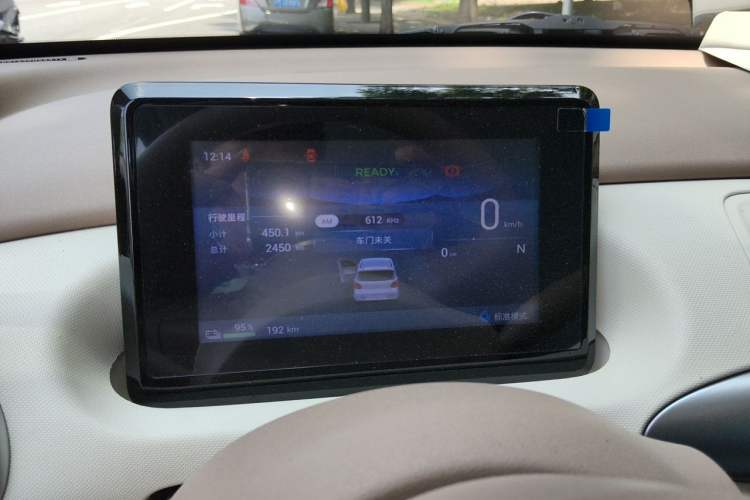 Used Wuling Hongguang MINIEV 2025 Four-Door Version Advanced Edition Instrument Cluster