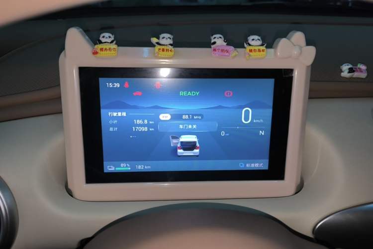 Used Wuling Hongguang MINIEV 2025 Four-Door Version Advanced Edition Instrument Cluster