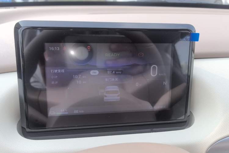Used Wuling Hongguang MINIEV 2025 Four-Door Version Advanced Edition Instrument Cluster
