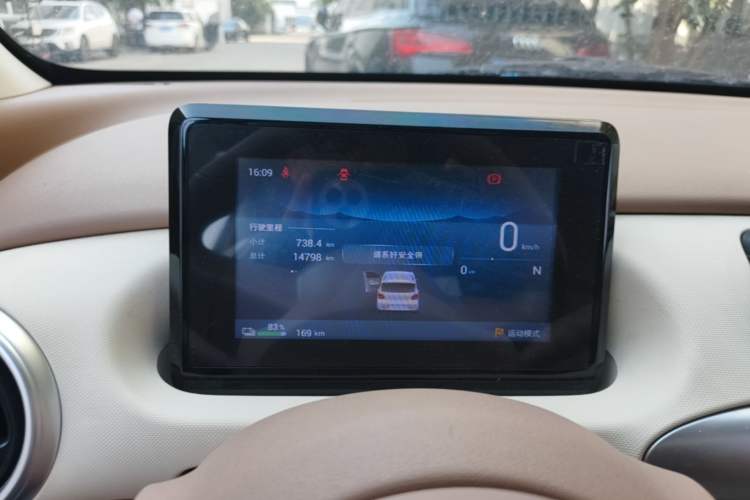 Used Wuling Hongguang MINIEV 2025 Four-Door Version Premium Edition Instrument Cluster