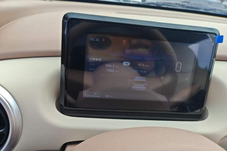 Used Wuling Hongguang MINIEV 2025 Four-Door Version Advanced Edition Instrument Cluster