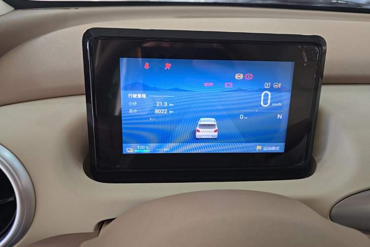 Used Wuling Hongguang MINIEV 2025 Four-Door Version Advanced Edition Instrument Cluster