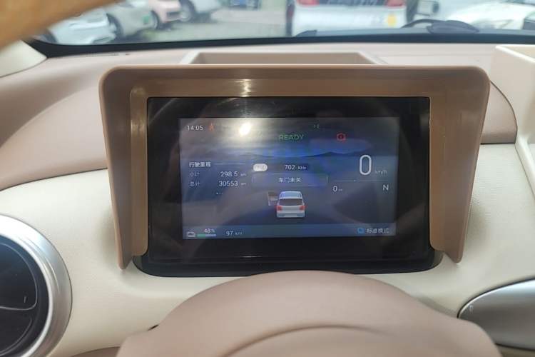 Used Wuling Hongguang MINIEV 2025 Four-Door Version Advanced Edition Instrument Cluster