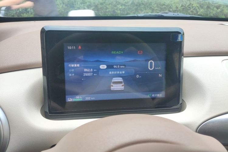 Used Wuling Hongguang MINIEV 2025 Four-Door Version Advanced Edition Instrument Cluster