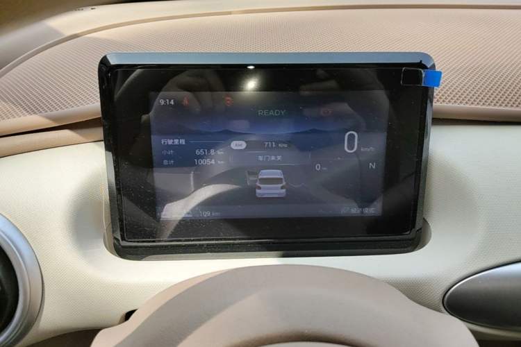 Used Wuling Hongguang MINIEV 2025 Four-Door Version Advanced Edition Instrument Cluster