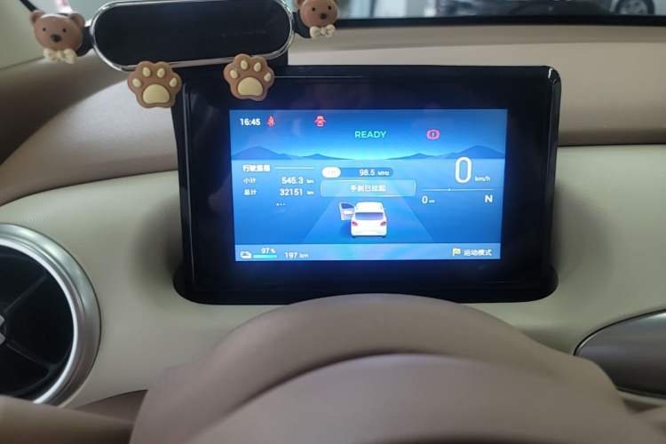 Used Wuling Hongguang MINIEV 2025 Four-Door Version Advanced Edition Instrument Cluster