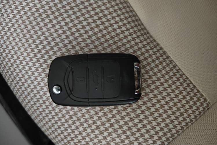 Used Wuling Hongguang MINIEV 2025 Four-Door Version Advanced Edition Interior 1