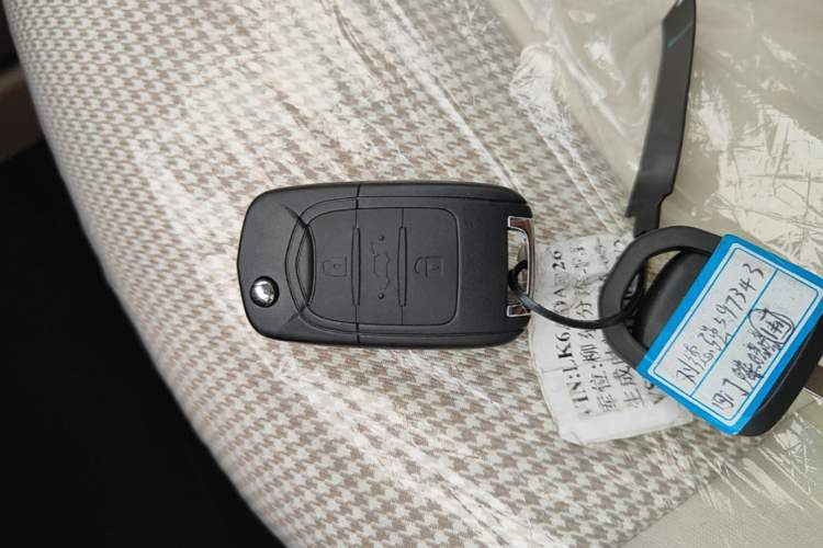 Used Wuling Hongguang MINIEV 2025 Four-Door Version Advanced Edition Interior 1