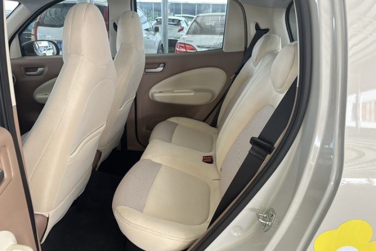 Used Wuling Hongguang MINIEV 2025 Four-Door Version Advanced Edition Interior 2