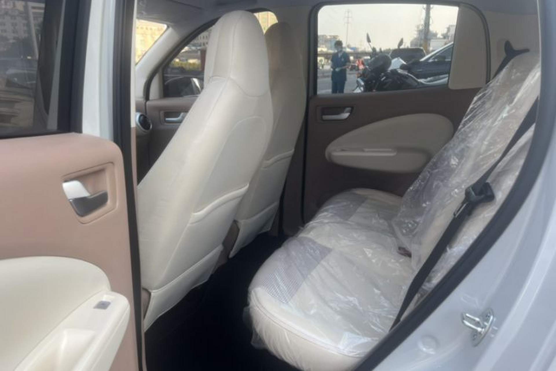 Used Wuling Hongguang MINIEV 2025 Four-Door Version Advanced Edition Interior 4