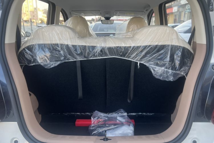 Used Wuling Hongguang MINIEV 2025 Four-Door Version Zhenxiang+ Edition Interior 4