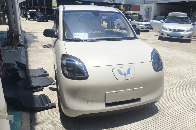 Used Wuling Hongguang MINIEV 2025 Four-Door Version Zhenxiang+ Edition Interior 5