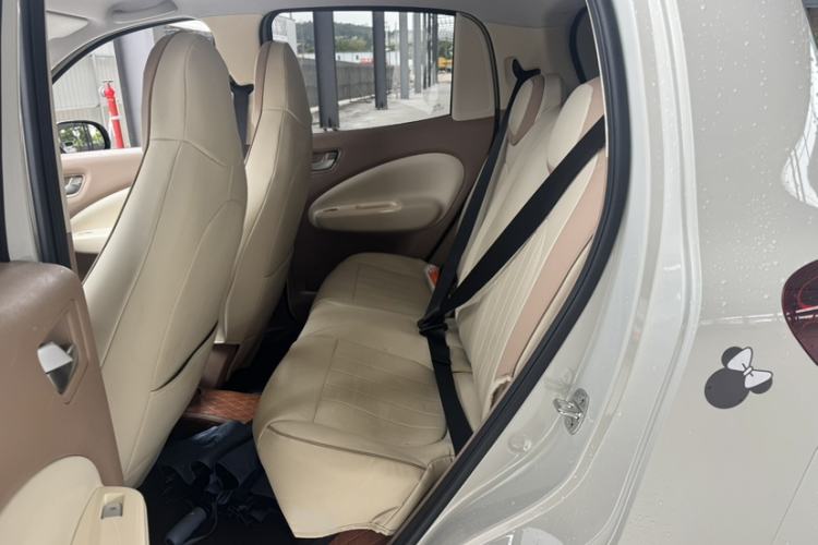 Used Wuling Hongguang MINIEV 2025 Four-Door Version Advanced Edition Interior 6