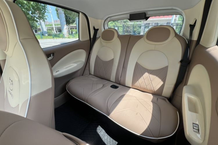 Used Wuling Hongguang MINIEV 2025 Four-Door Version Advanced Edition Interior 7