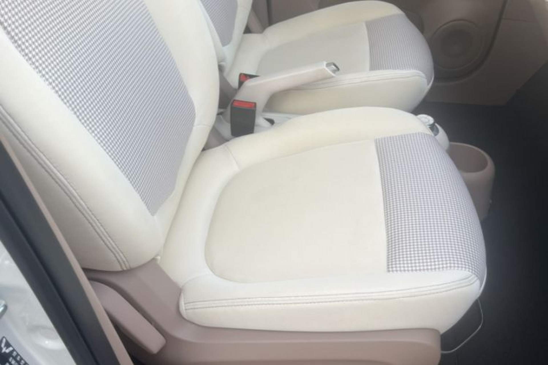 Used Wuling Hongguang MINIEV 2025 Four-Door Version Advanced Edition Interior 9