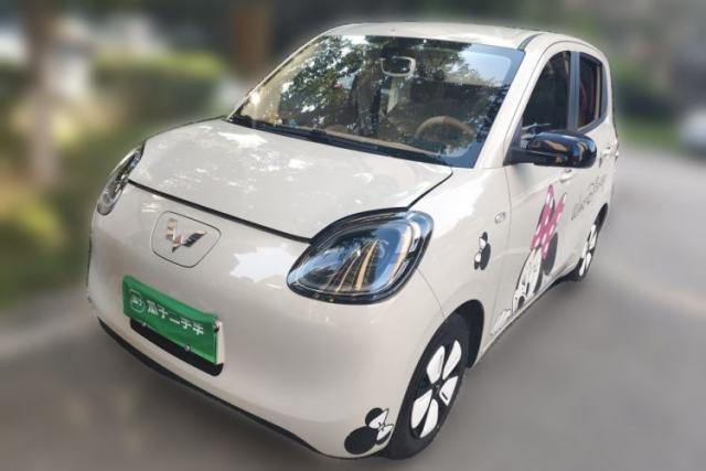 Ojetý Wuling Hongguang MINIEV 2025 Four-Door Version Advanced Edition