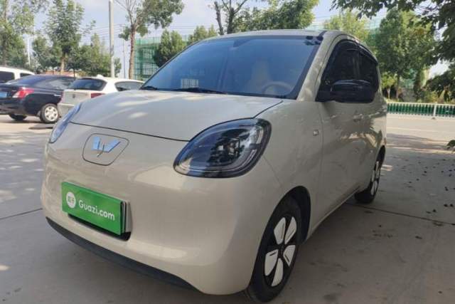 Ojetý Wuling Hongguang MINIEV 2025 Four-Door Version Advanced Edition