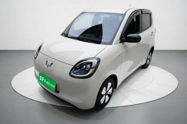 Ojetý Wuling Hongguang MINIEV 2025 Four-Door Version Advanced Edition