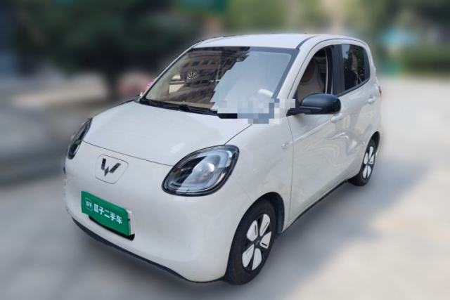 Ojetý Wuling Hongguang MINIEV 2025 Four-Door Version Advanced Edition