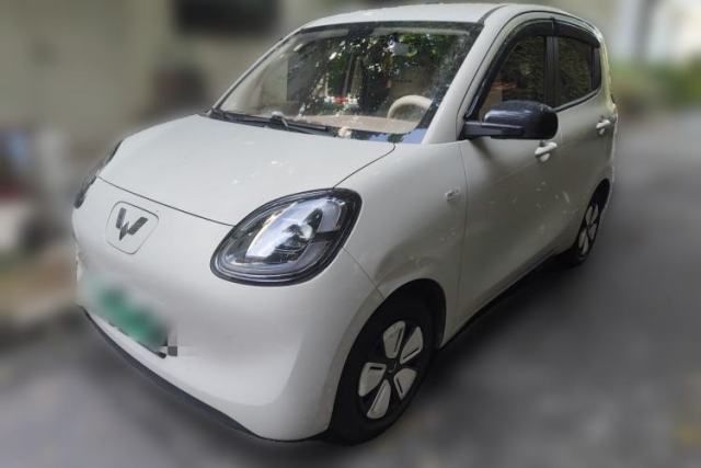 Ojetý Wuling Hongguang MINIEV 2025 Four-Door Version Advanced Edition