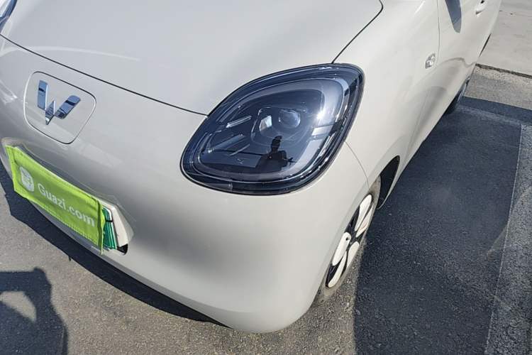 Used Wuling Hongguang MINIEV 2025 Four-Door Version Zhenxiang+ Edition Left Front Headlight