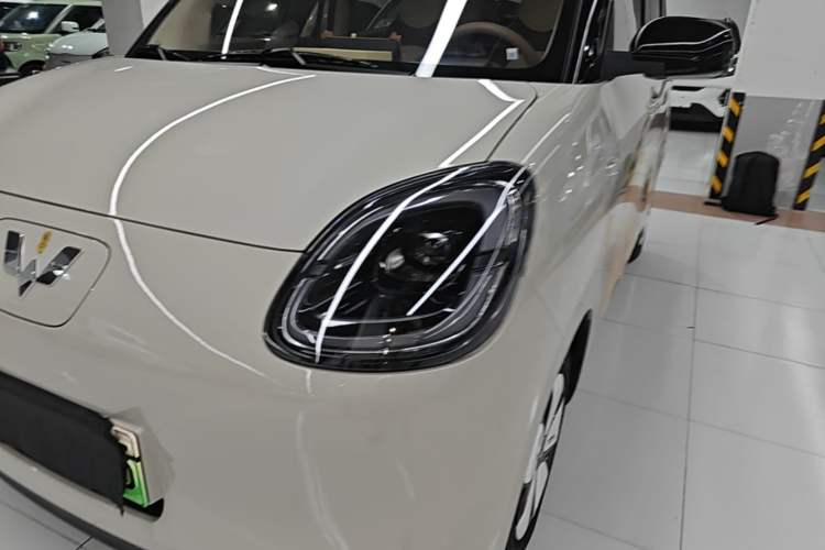 Used Wuling Hongguang MINIEV 2025 Four-Door Version Zhenxiang+ Edition Left Front Headlight