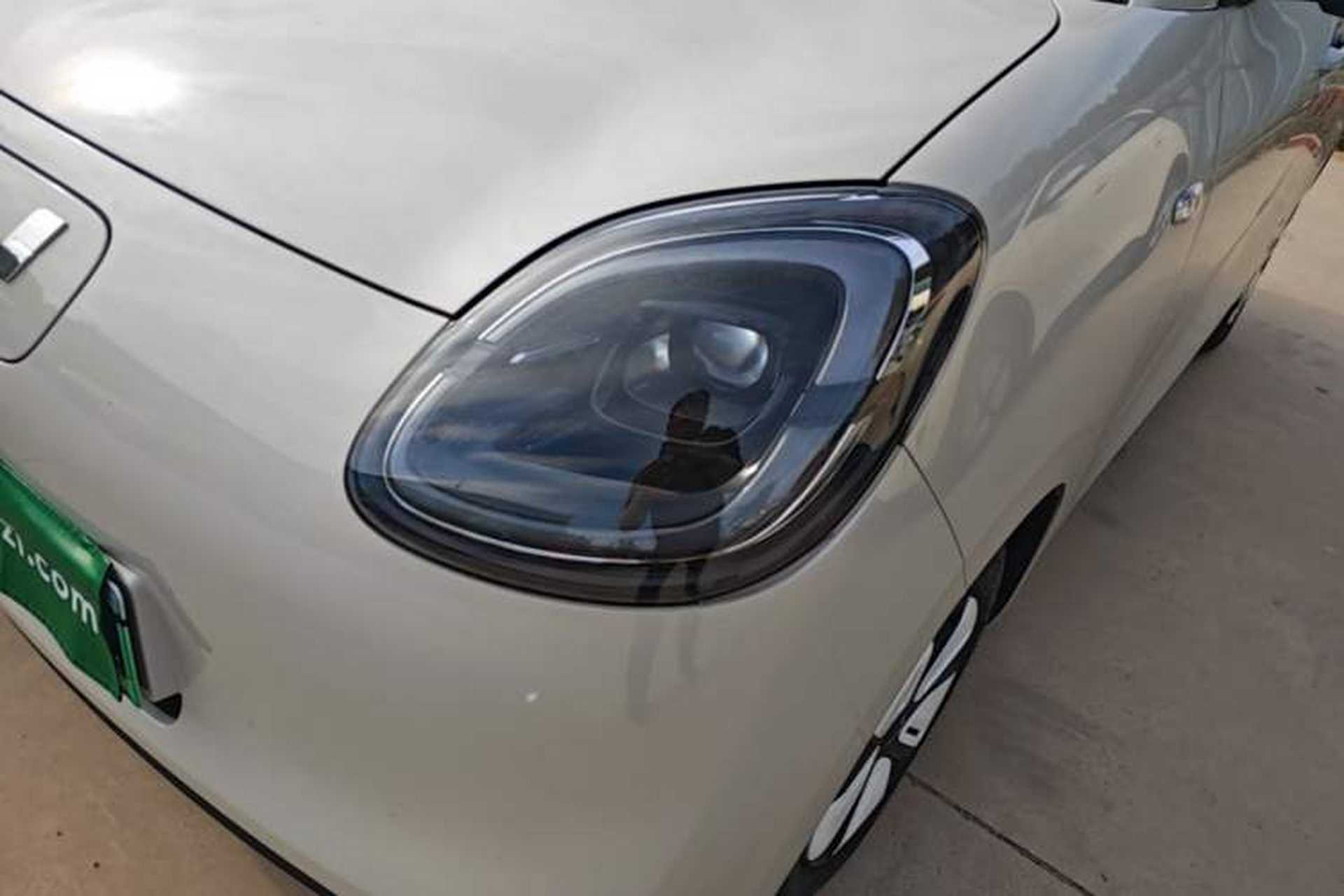 Used Wuling Hongguang MINIEV 2025 Four-Door Version Advanced Edition Left Front Headlight