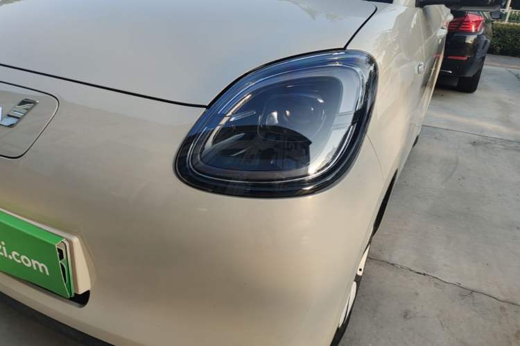 Used Wuling Hongguang MINIEV 2025 Four-Door Version Advanced Edition Left Front Headlight