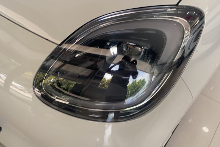 Used Wuling Hongguang MINIEV 2025 Four-Door Version Advanced Edition Left Front Headlight