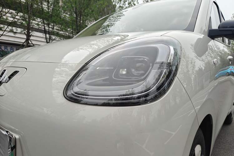 Used Wuling Hongguang MINIEV 2025 Four-Door Version Advanced Edition Left Front Headlight