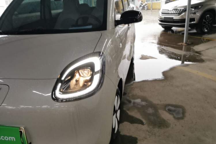 Used Wuling Hongguang MINIEV 2025 Four-Door Version Advanced Edition Left Front Headlight