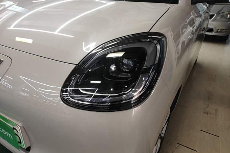Used Wuling Hongguang MINIEV 2025 Four-Door Version Advanced Edition Left Front Headlight