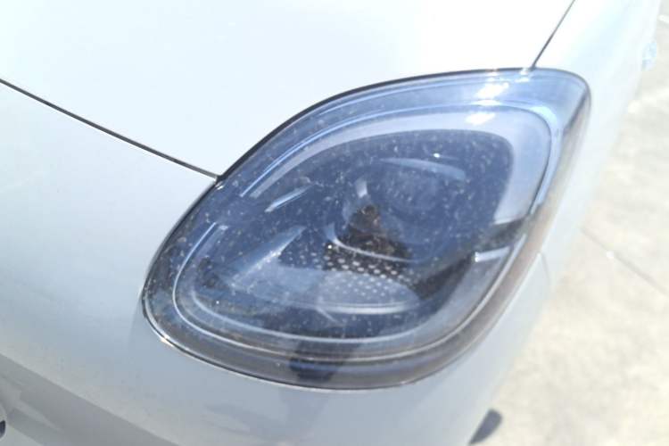 Used Wuling Hongguang MINIEV 2025 Four-Door Version Advanced Edition Left Front Headlight