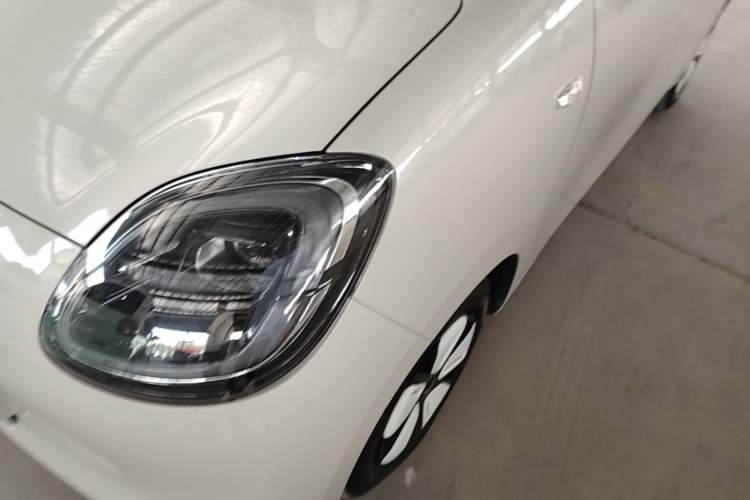 Used Wuling Hongguang MINIEV 2025 Four-Door Version Advanced Edition Left Front Headlight