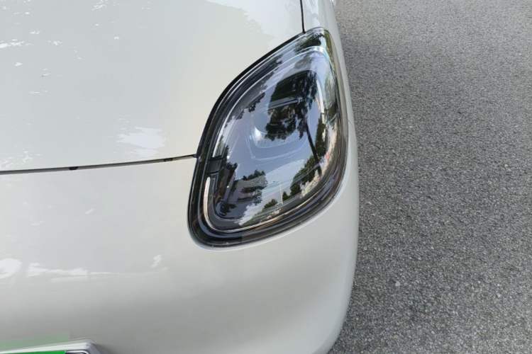 Used Wuling Hongguang MINIEV 2025 Four-Door Version Advanced Edition Left Front Headlight