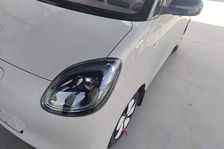 Used Wuling Hongguang MINIEV 2025 Four-Door Version Premium Edition Left Front Headlight