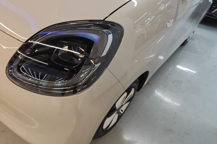 Used Wuling Hongguang MINIEV 2025 Four-Door Version Advanced Edition Left Front Headlight
