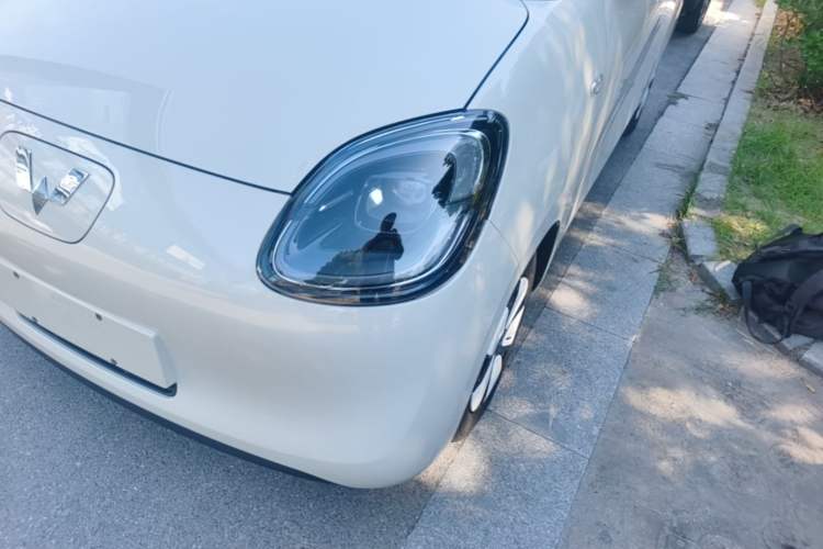 Used Wuling Hongguang MINIEV 2025 Four-Door Version Advanced Edition Left Front Headlight