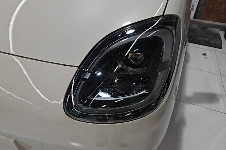 Used Wuling Hongguang MINIEV 2025 Four-Door Version Zhenxiang+ Edition Left Front Headlight