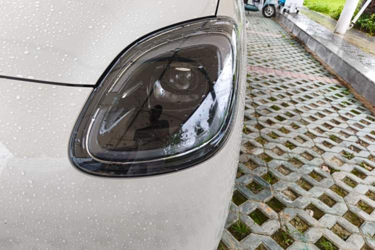 Used Wuling Hongguang MINIEV 2025 Four-Door Version Zhenxiang+ Edition Left Front Headlight